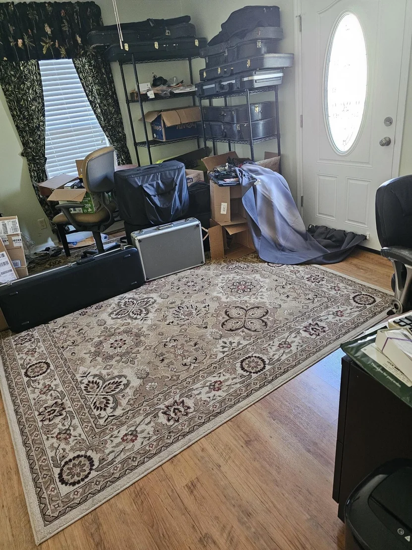 Photo of 877 Laurel Circle