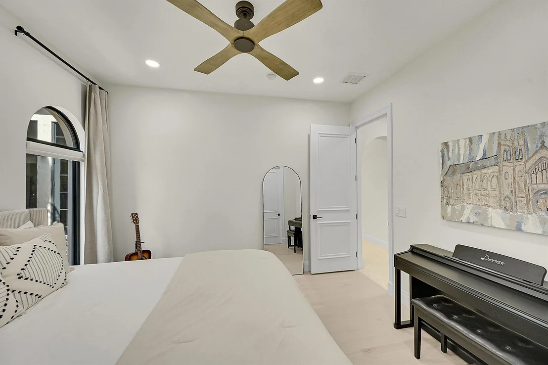 Photo of 6930 Long Leaf Drive