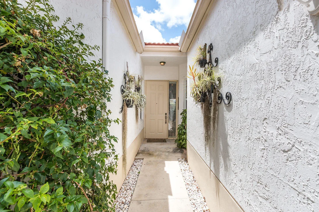 Photo of 6194 Petunia Road