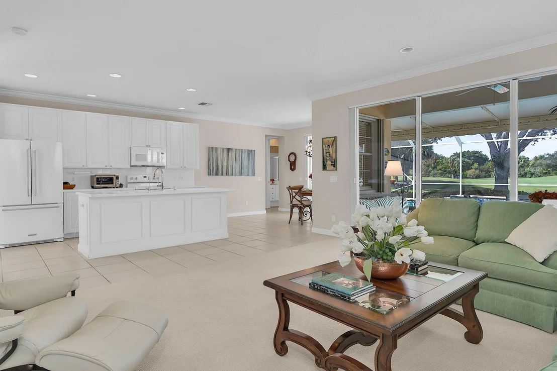 Photo of 216 Barbados Drive