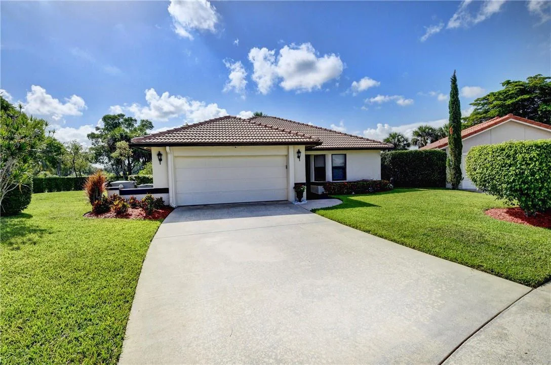 Photo of 10270 Islander Drive