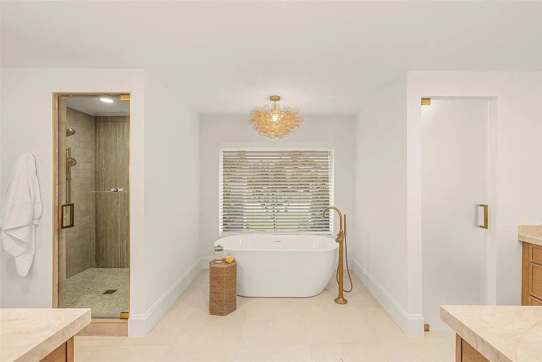 Photo of 4877 Pineview Circle