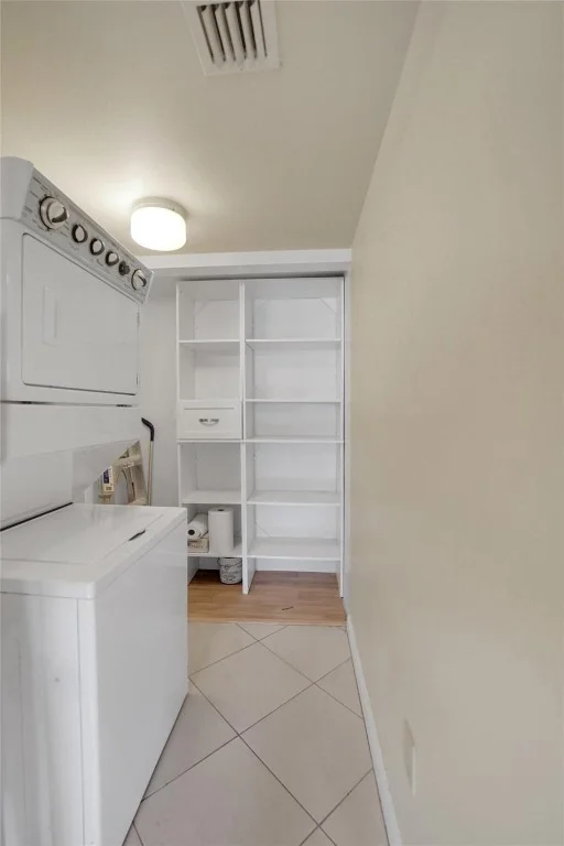 Photo of Unit 302 at 7220 S Devon Drive