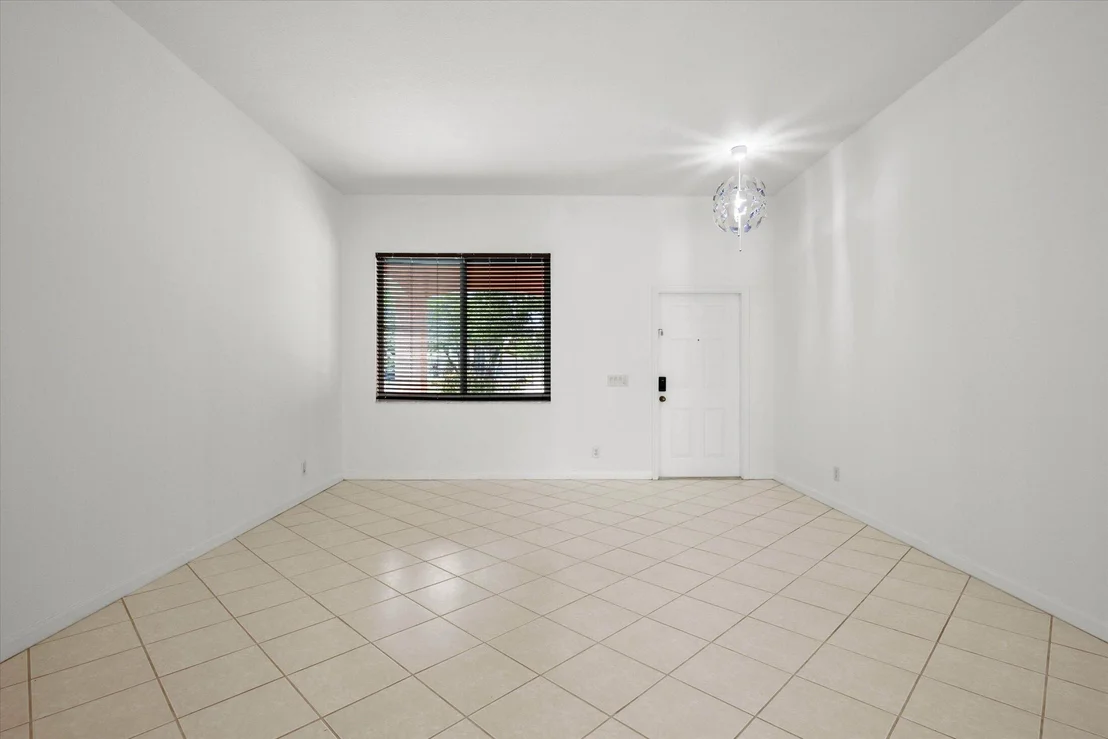 Photo of 886 SUNFLOWER Circle
