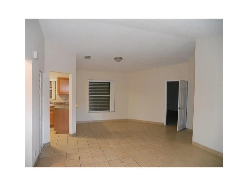 Photo of 1401 NW 3rd Way