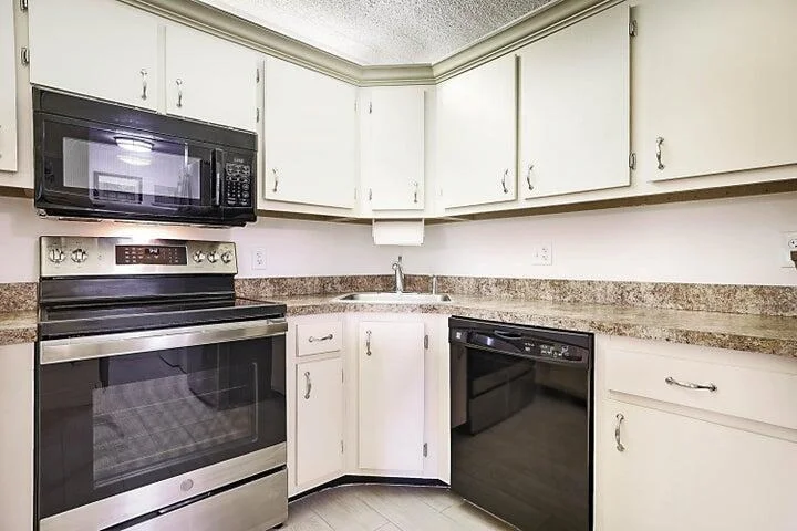 Photo of Unit D1 at 306 Pine Ridge Circle