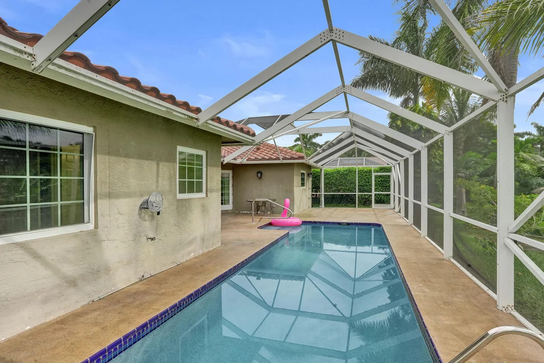 Photo of 9352 Cascade Court