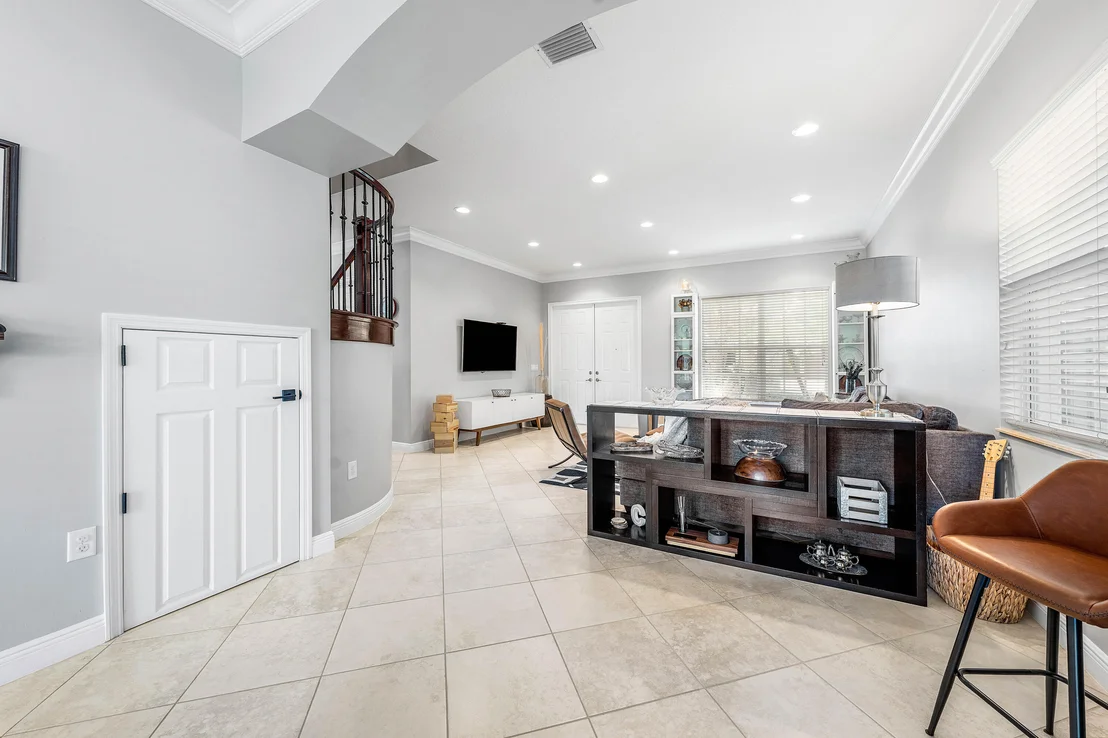 Photo of 8867 Starhaven Cove