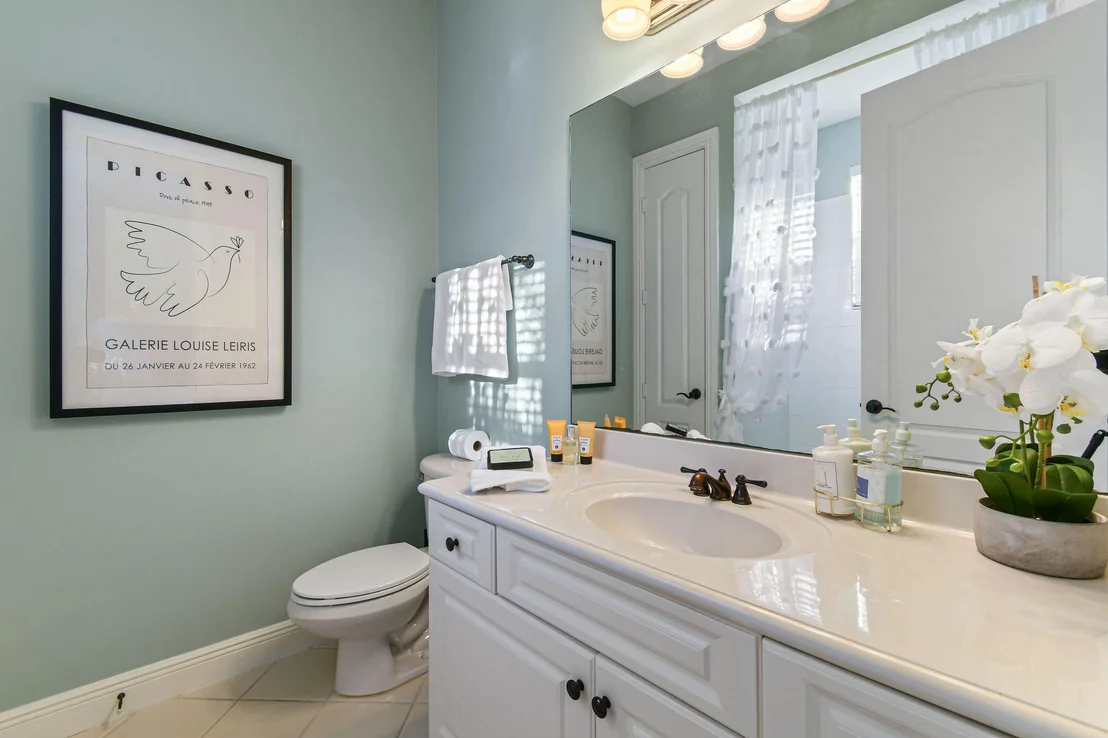 Photo of 256 W Bay Cedar Circle