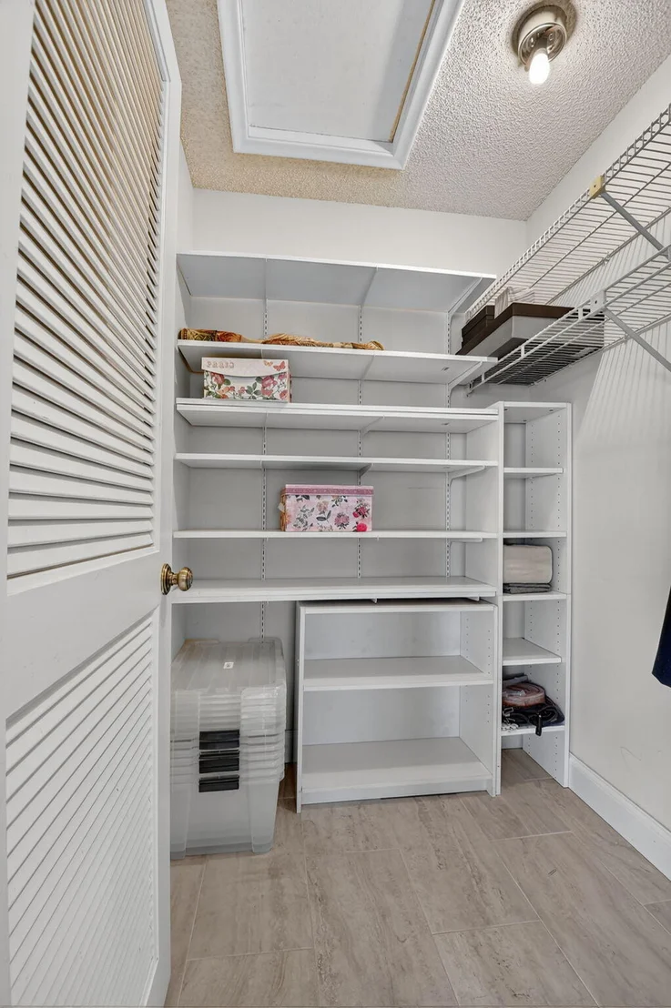 Photo of 3170 Equestrian Drive