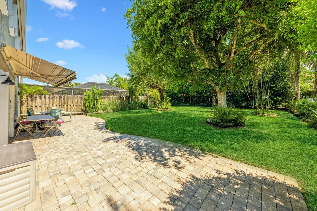 Photo of 22300 Sands Point Drive