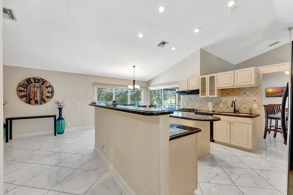 Photo of 12750 Oak Arbor Drive