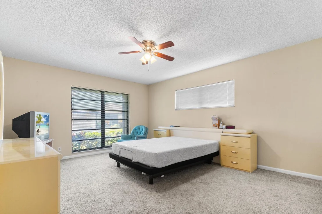 Photo of Unit A at 4948 Equestrian Circle