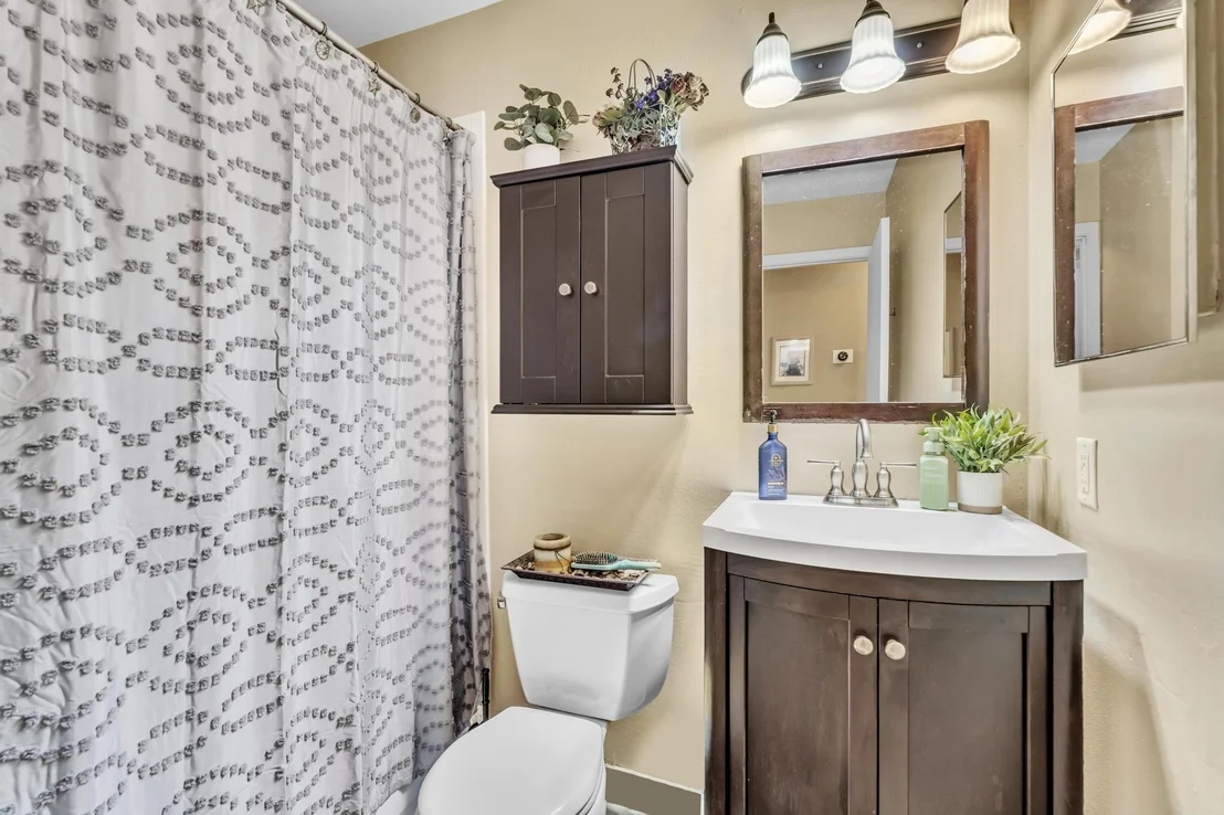 Photo of 8727 Spring Valley Drive