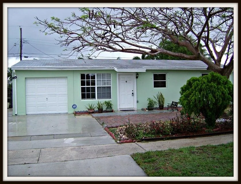 Photo of 9357 Bloomfield Drive