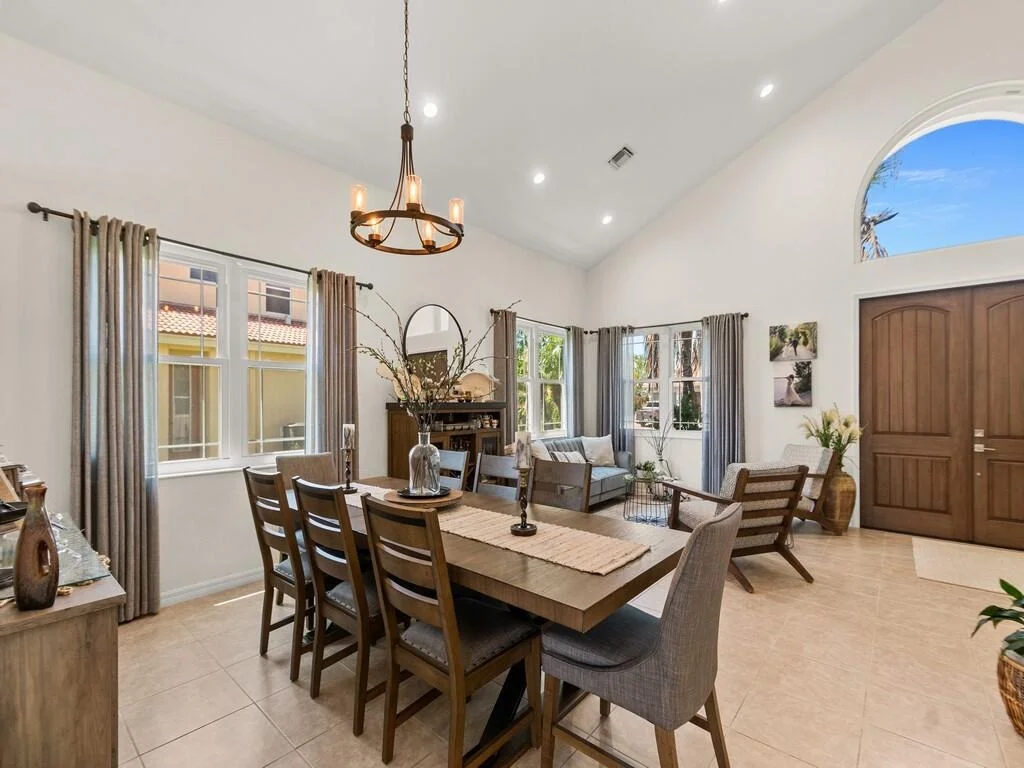 Photo of 1010 SW Ruby Ave Avenue SW