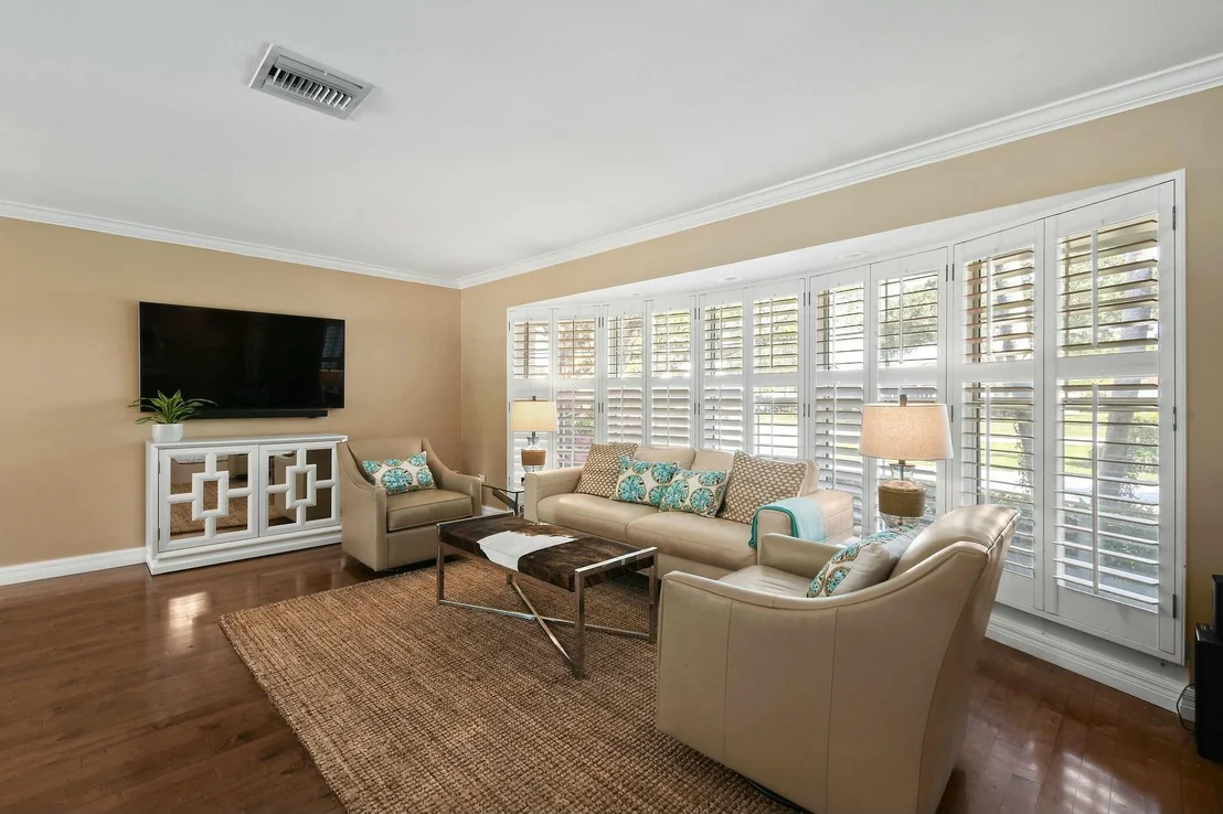 Photo of 801 N Anchorage Drive