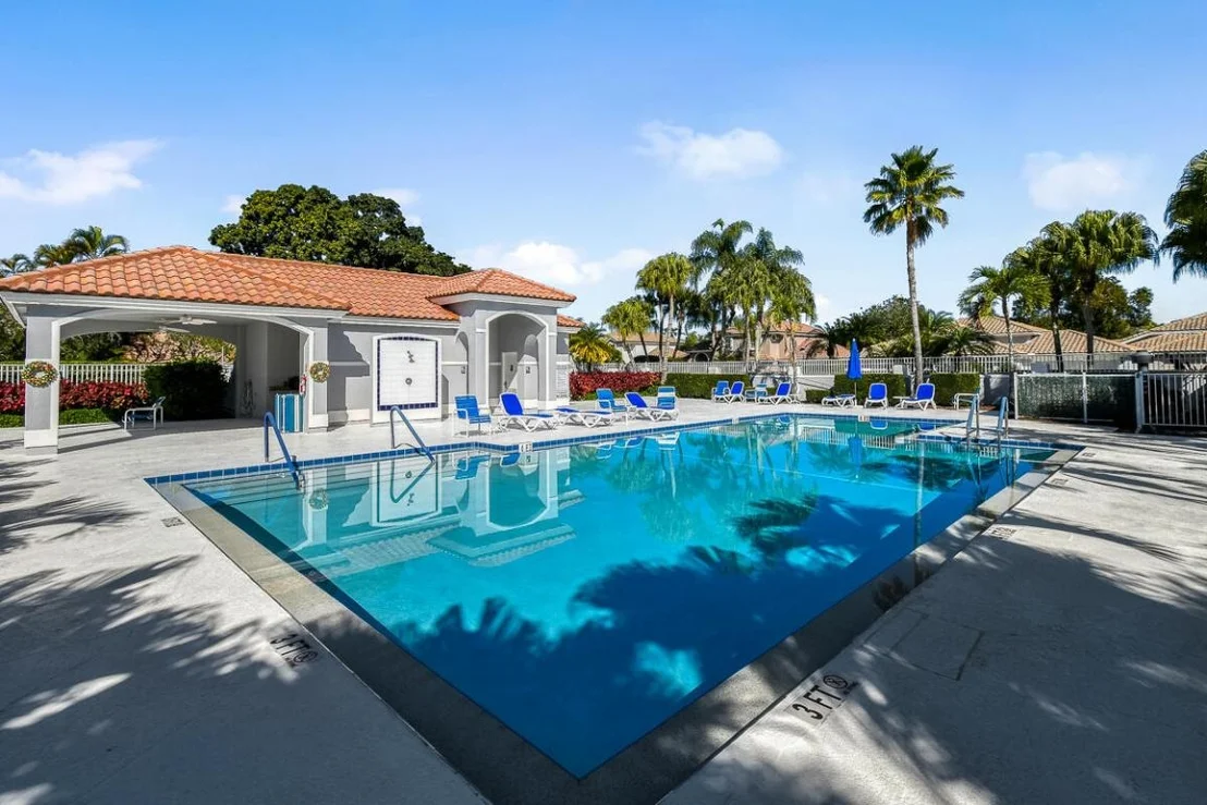 Photo of 349 Eagleton Golf Drive