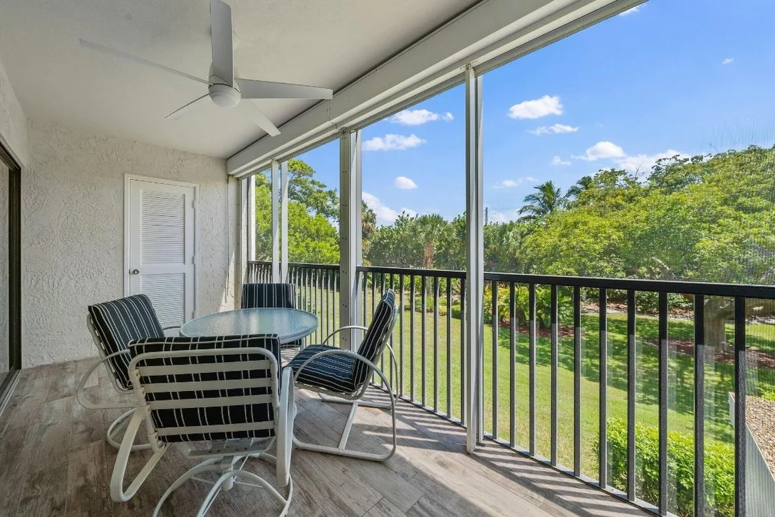 Photo of Unit 203C at 300 N Highway A1a