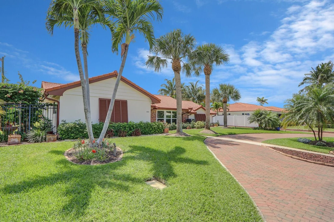 Photo of 1111 Bimini Lane