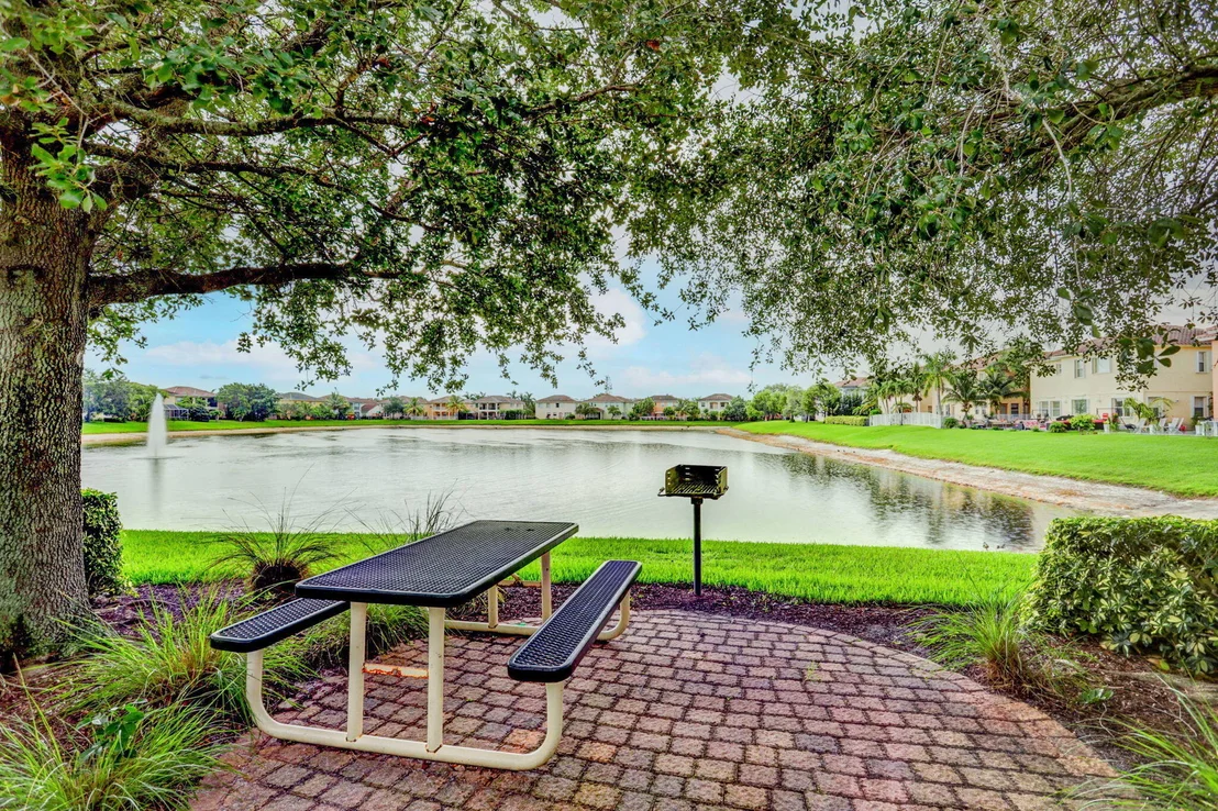Photo of 742 Cresta Circle
