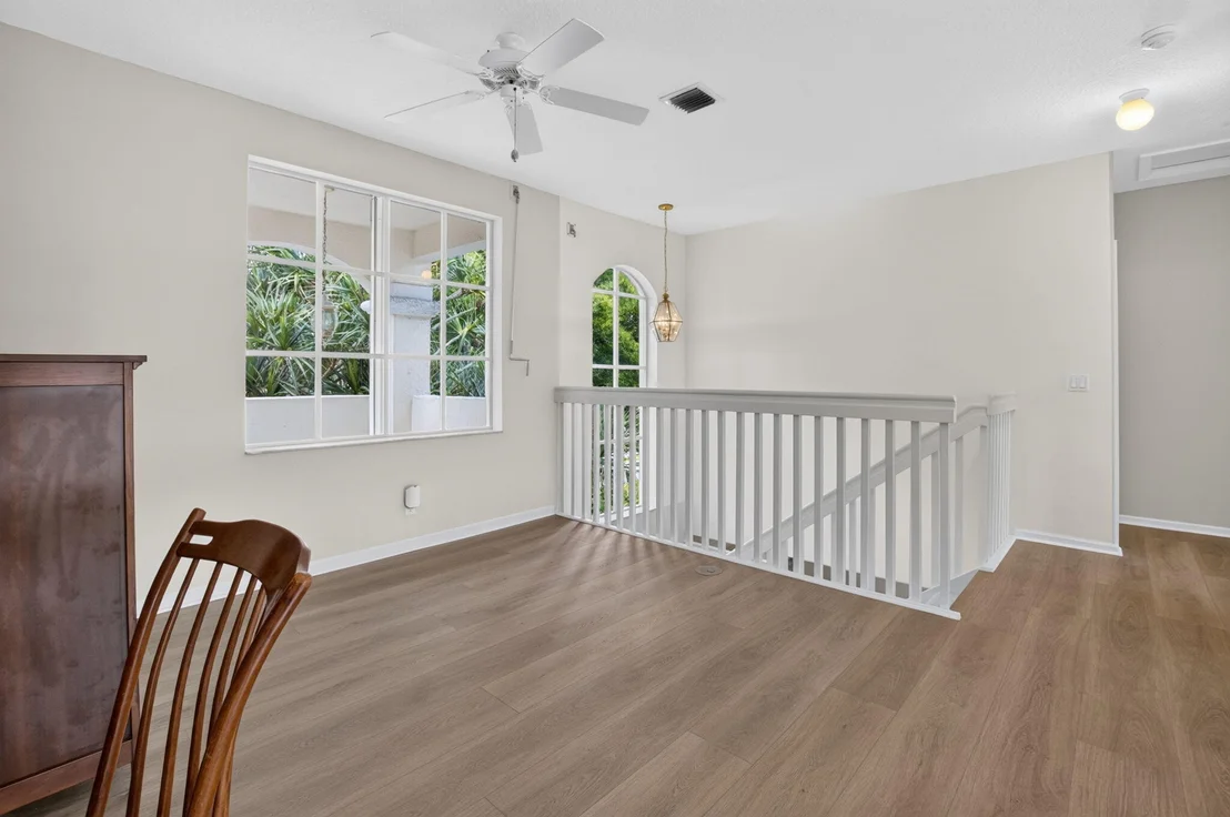 Photo of 5866 Bay Hill Circle