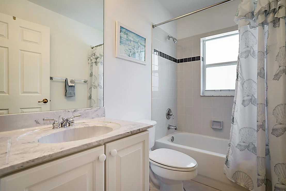 Photo of 7008 SE Twin Oaks Circle