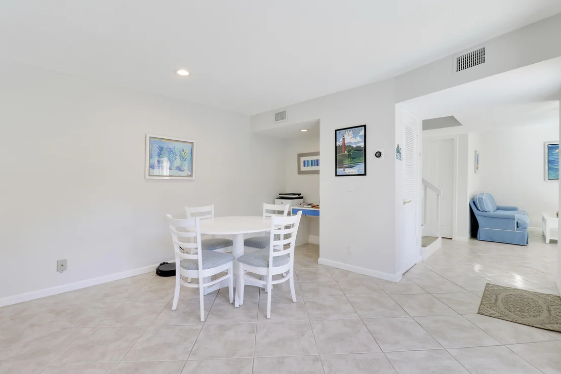 Photo of Unit 5A at 1420 Ocean Way