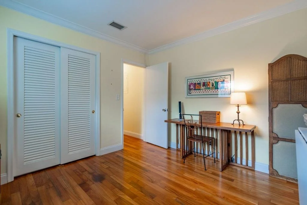 Photo of 571 SE 12th Street