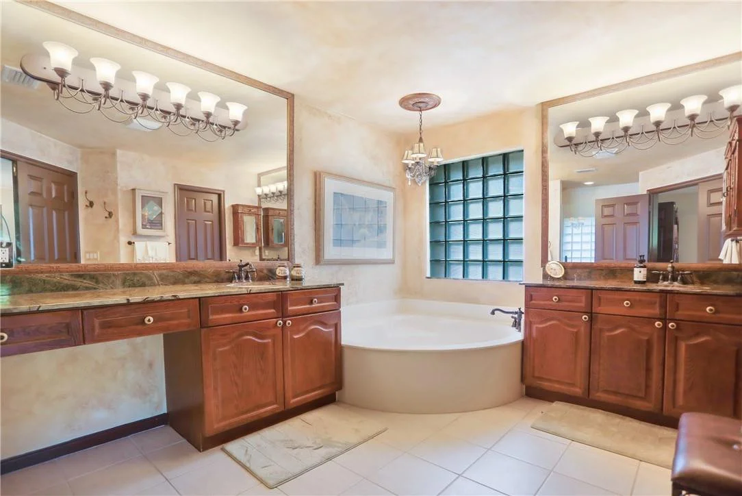 Photo of 2393 Pheasant Lane