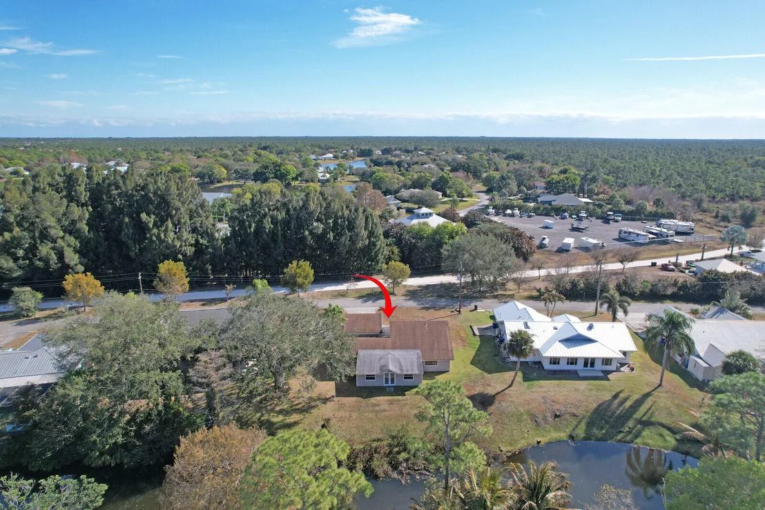 Photo of 8074 SE River Lane