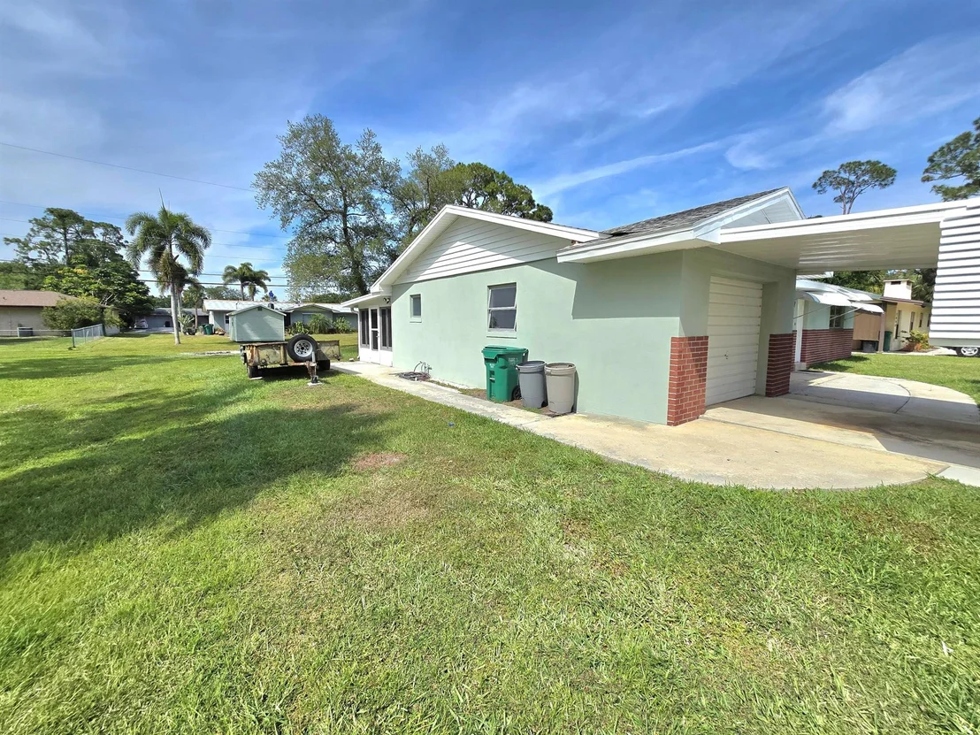 Photo of 7902 Lockwood Drive