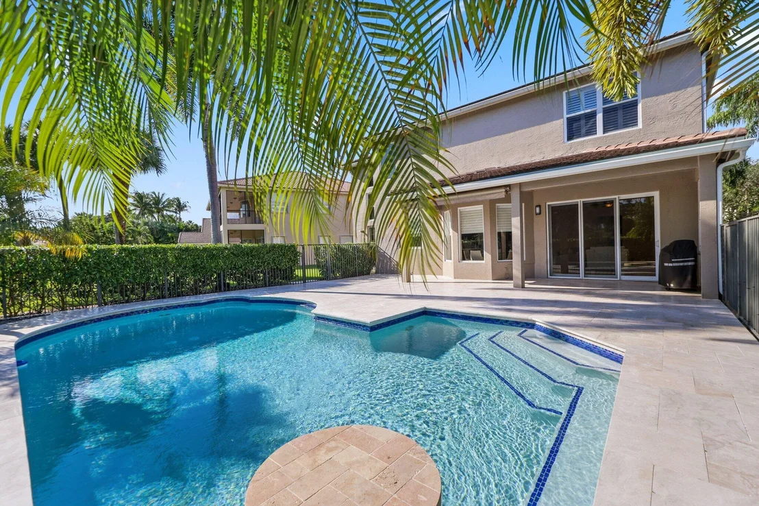 Photo of 19245 Skyridge Circle