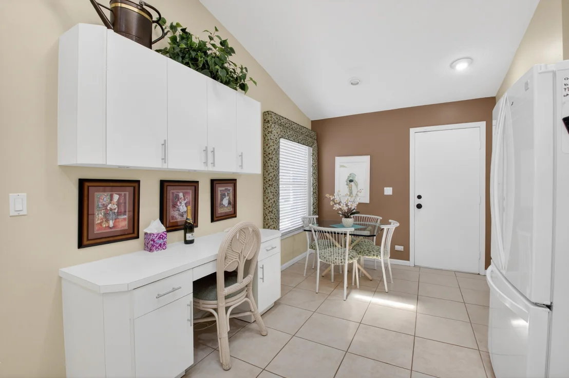 Photo of 5590 Royal Lake Circle