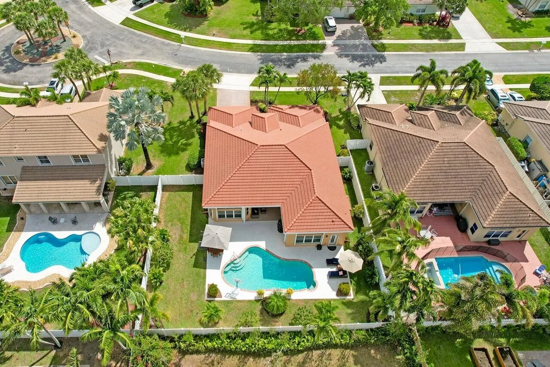 Photo of 6127 Indian Forest Circle