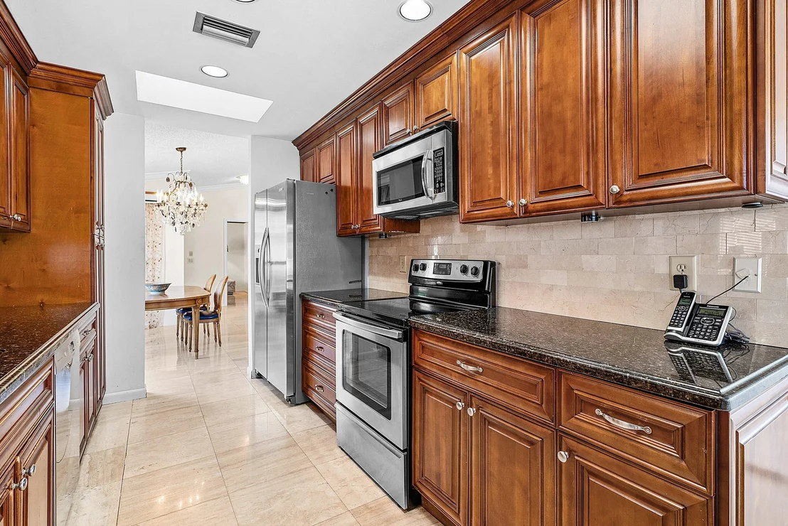 Photo of 21459 Bridge View Drive