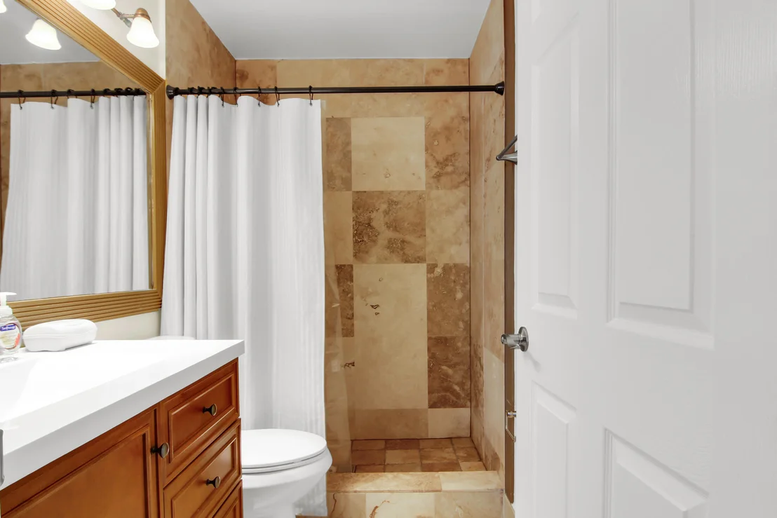 Photo of 4692 LAKESIDE Circle