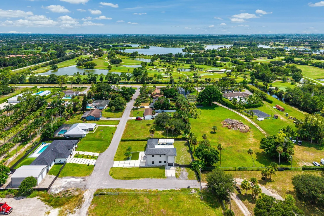 Photo of 641 Marshall Road