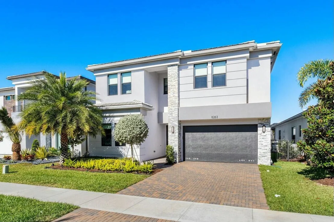 Photo of 8263 Oceanus Drive
