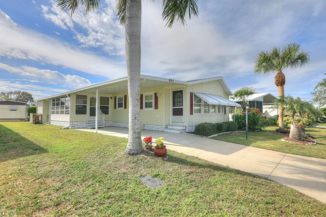 Photo of 931 Jacaranda Drive