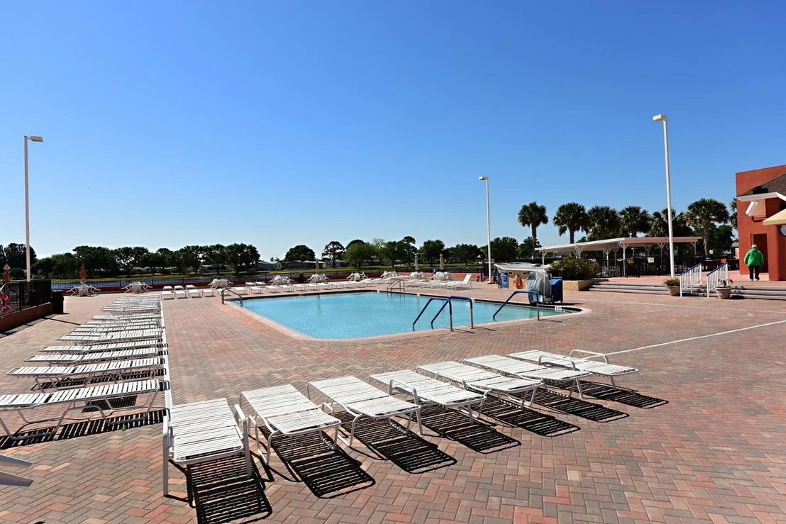 Photo of 550 Tarpon Drive