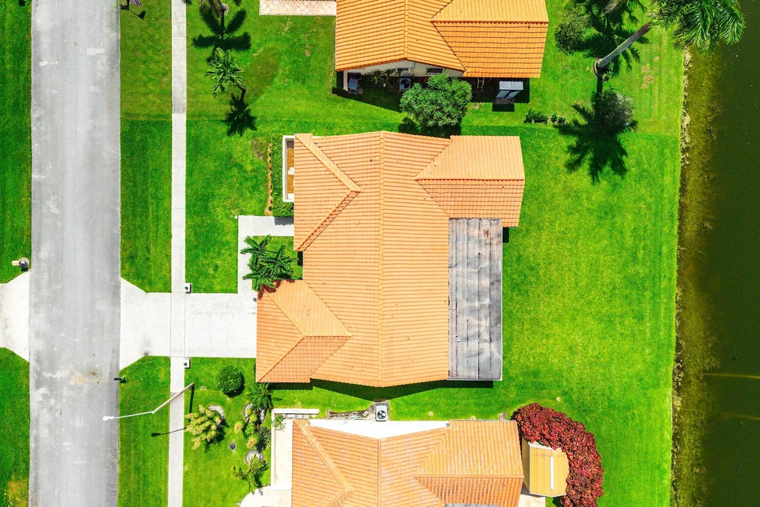 Photo of 9295 Sun Pointe Drive