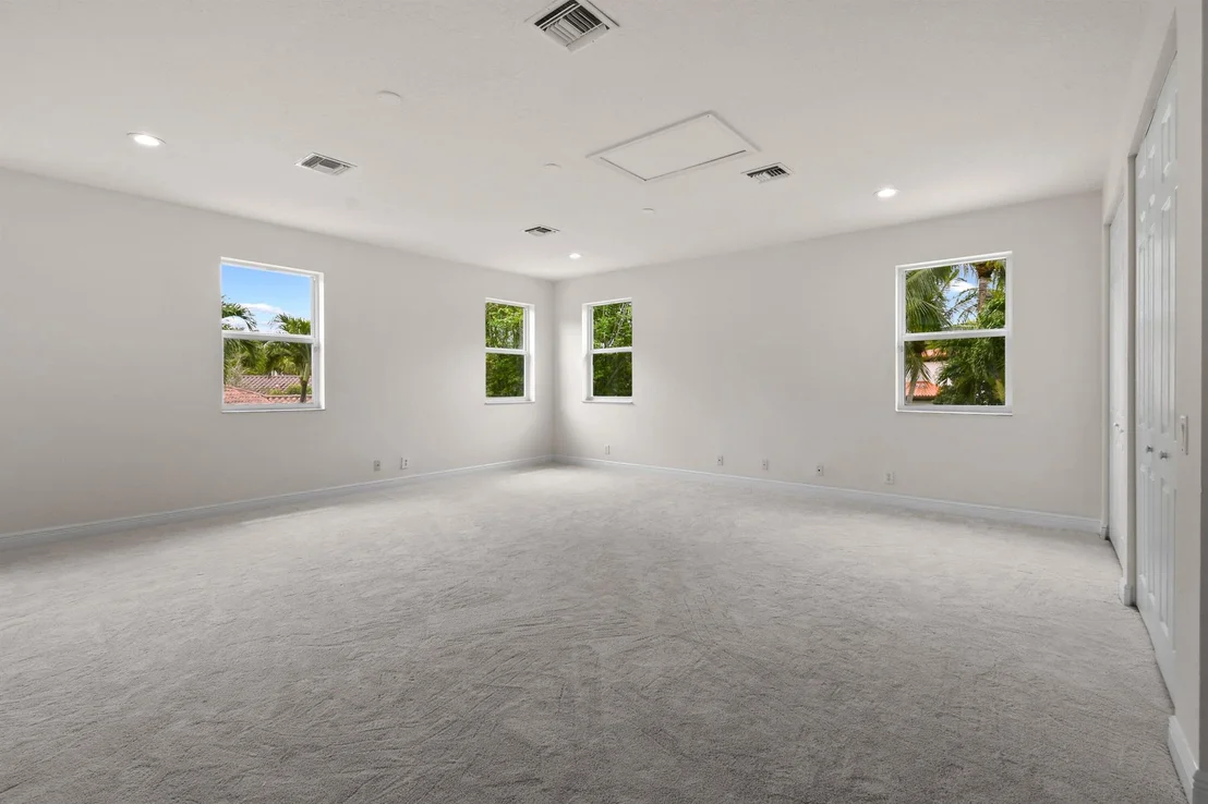 Photo of 138 Santiago Drive