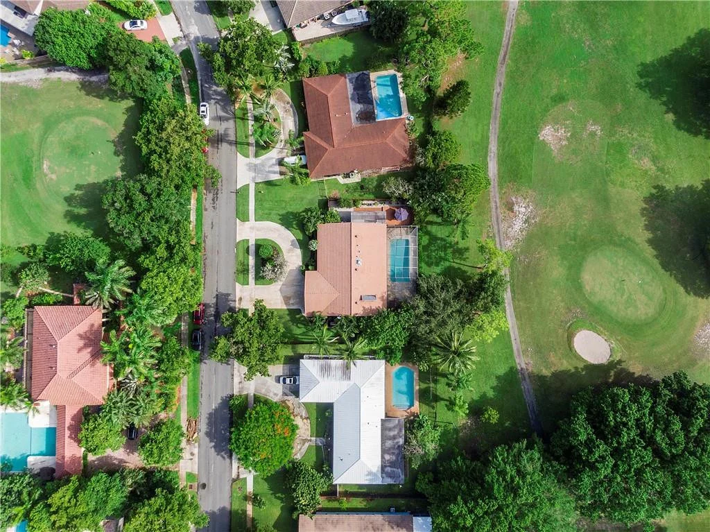 Photo of 3578 Lakeview Drive