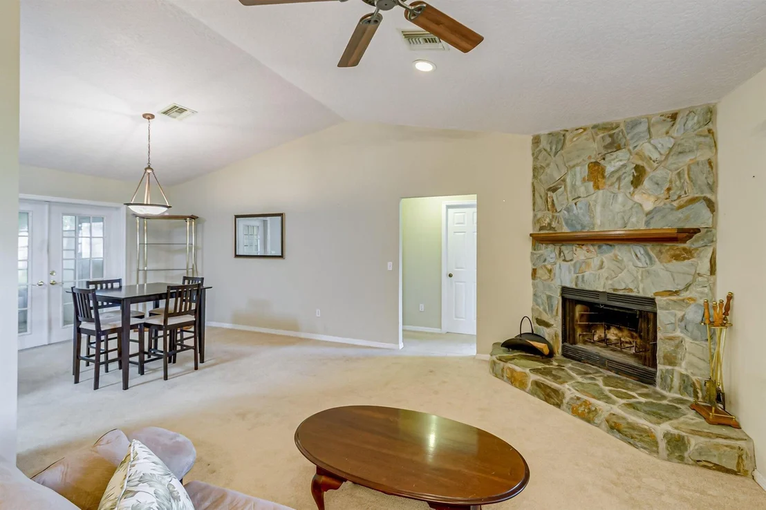 Photo of 680 Helicon Terrace