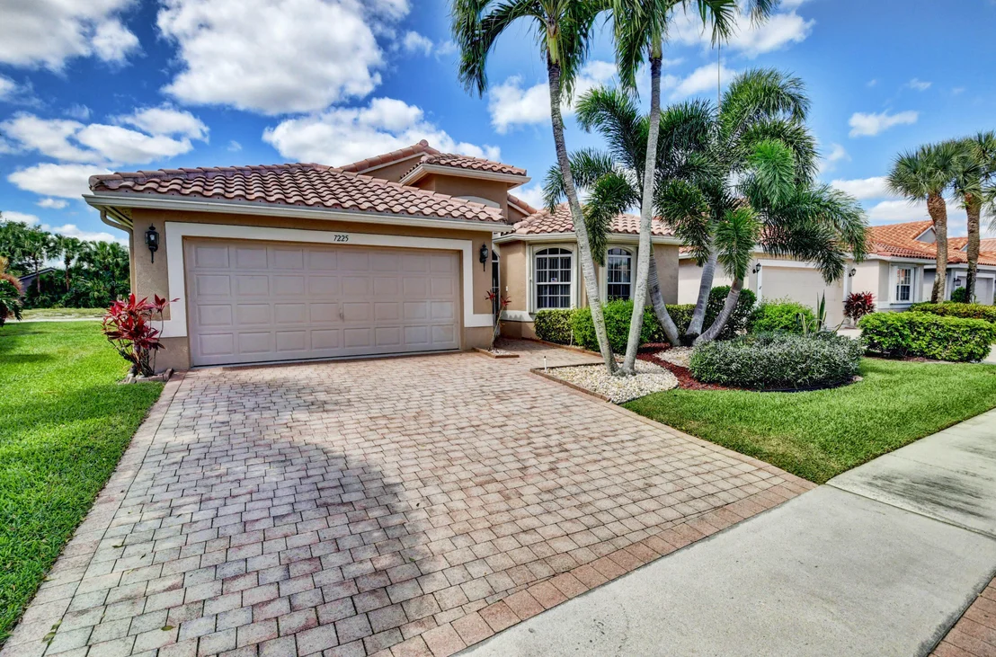 Photo of 7225 Haviland Circle