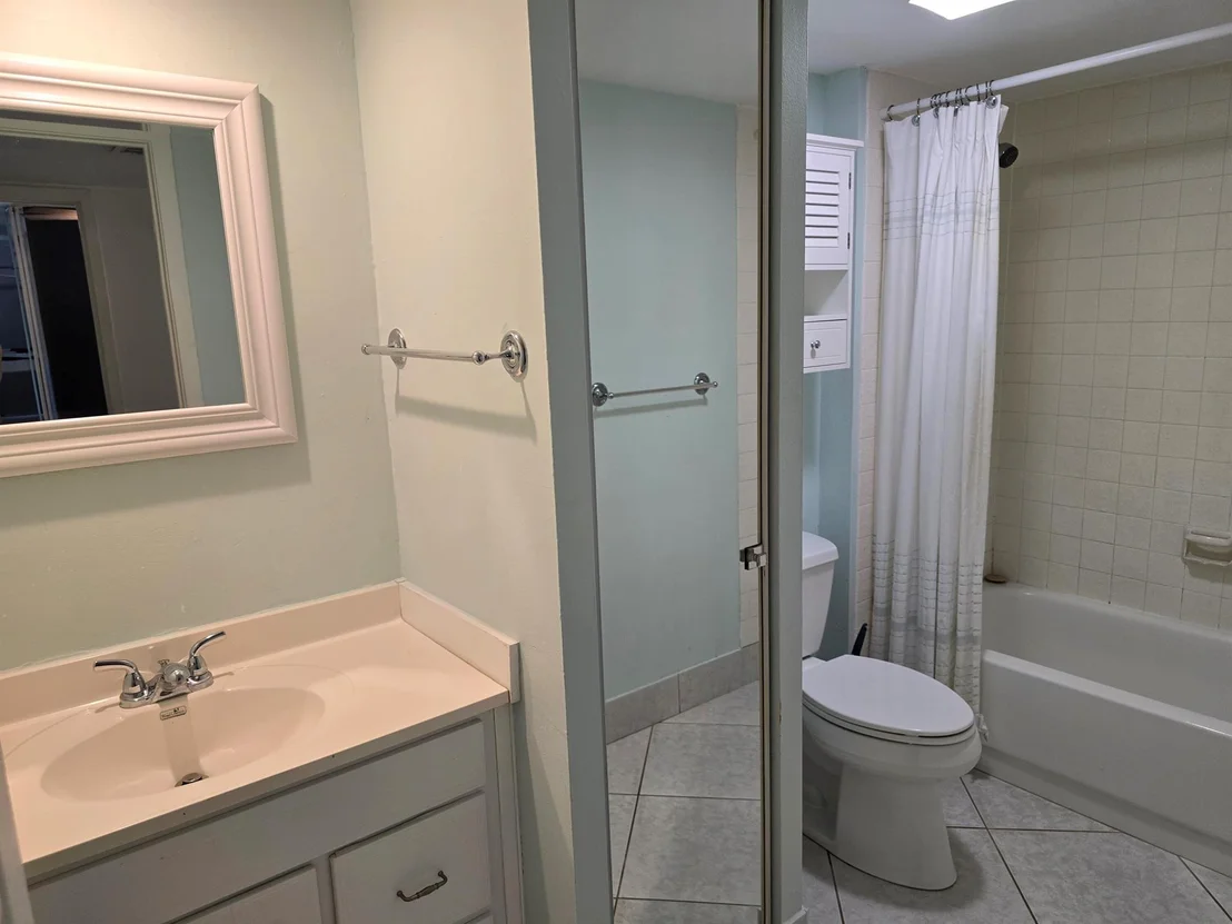 Photo of Unit 113 at 1515 Augusta Circle