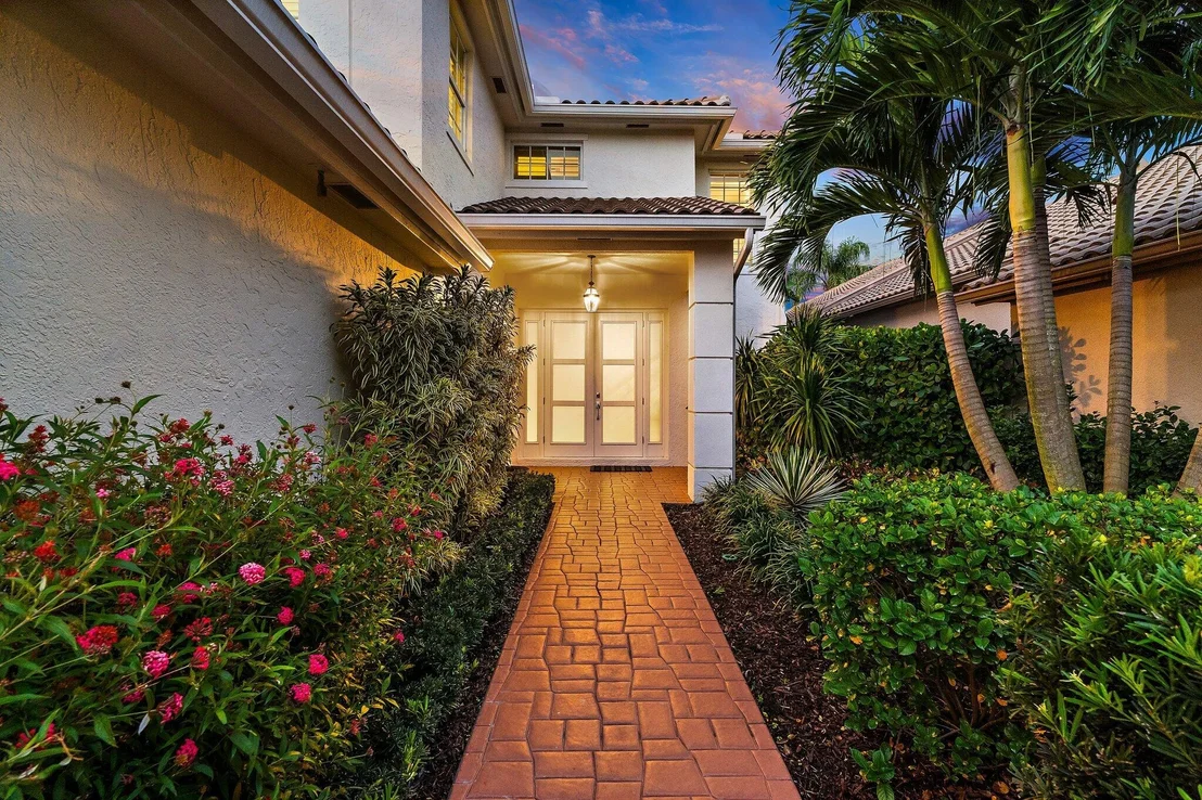 Photo of 918 Augusta Pointe Drive