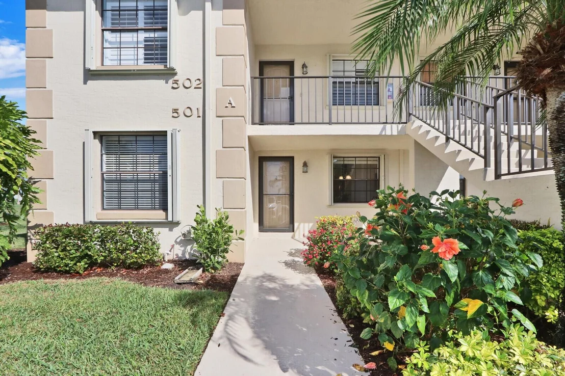 Photo of Unit A at 501 Pinecrest Circle