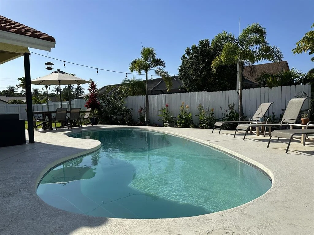 Photo of 455 Seneca Lane